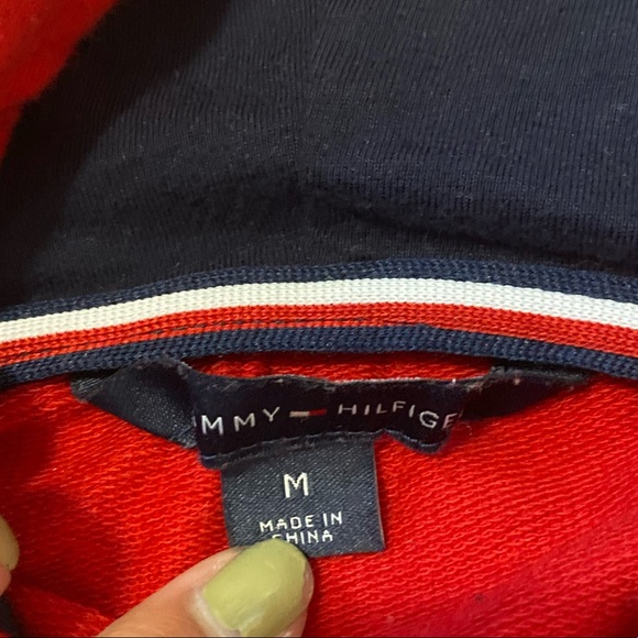 Tommy Hilfiger Cropped Hoodie - Picture 3 of 3